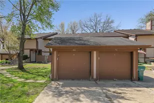 804 Kirkwall Dr, Akron, OH 44321 - Photo 27