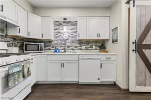 804 Kirkwall Dr, Akron, OH 44321 - Photo 11