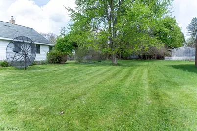557 Sunshine Avenue, Youngstown, OH 44505 - Photo 7