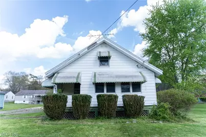 557 Sunshine Avenue, Youngstown, OH 44505 - Photo 1