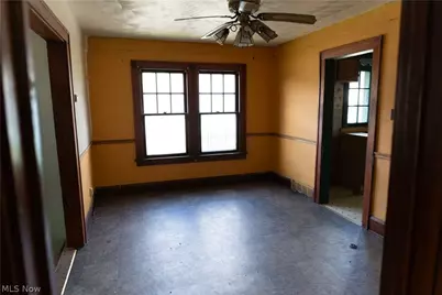 557 Sunshine Avenue, Youngstown, OH 44505 - Photo 23