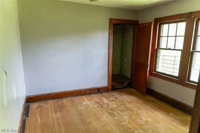 557 Sunshine Avenue, Youngstown, OH 44505 - Photo 21