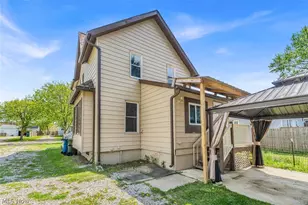 124 Bennett St, Wellington, OH 44090 - Photo 3