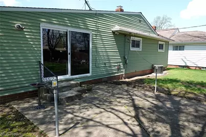 1661 Chelmsford Road, Mayfield Heights, OH 44124 - Photo 3