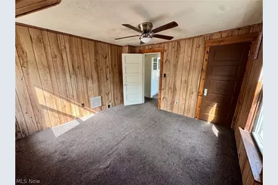 423 7th Street, Fairport Harbor, OH 44077 - Photo 17