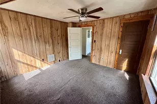 423 7th St, Fairport Harbor, OH 44077 - Photo 17