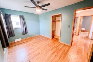 7300 Maplewood Rd, Parma, OH 44130 - Photo 15