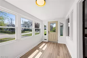 4521 Telhurst Rd, South Euclid, OH 44121 - Photo 3