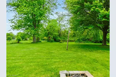 7386 Lake Road, Madison, OH 44057 - Photo 15