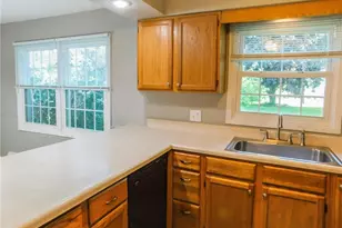 7386 Lake Rd, Madison, OH 44057 - Photo 17