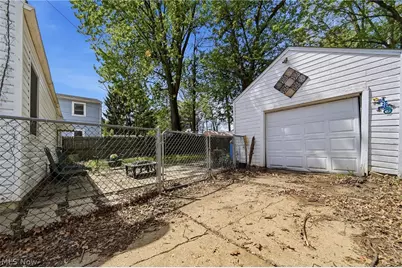 1712 Girard Street, Akron, OH 44301 - Photo 21