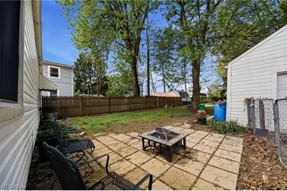 1712 Girard Street, Akron, OH 44301 - Photo 25