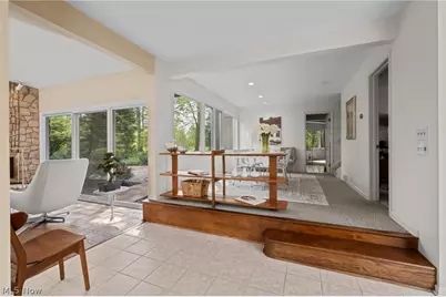 17571 Merry Oaks Trail, Chagrin Falls, OH 44023 - Photo 3