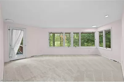 17571 Merry Oaks Trail, Chagrin Falls, OH 44023 - Photo 23