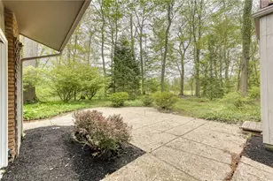 17571 Merry Oaks Trail, Chagrin Falls, OH 44023 - Photo 39