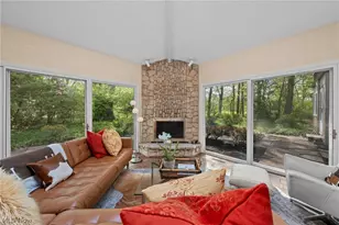 17571 Merry Oaks Trail, Chagrin Falls, OH 44023 - Photo 5