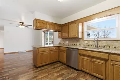 2445 Chandlersville Road, Zanesville, OH 43701 - Photo 9