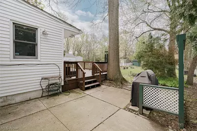 5268 Edenhurst Road, Lyndhurst, OH 44124 - Photo 33