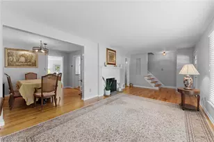 5268 Edenhurst Rd, Lyndhurst, OH 44124 - Photo 5