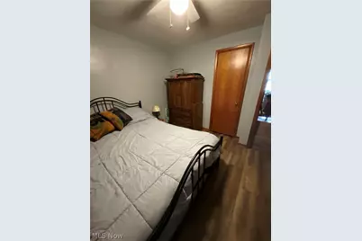 525 W Omar Street, Struthers, OH 44471 - Photo 17