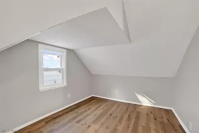 303 S Green Road, South Euclid, OH 44121 - Photo 17