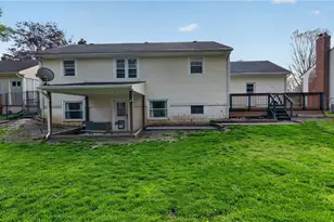 3289 Cricket Dr, Youngstown, OH 44511 - Photo 3