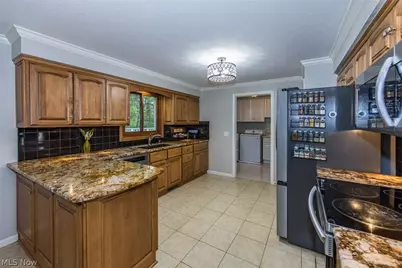 5321 Swepstone Street NW, Canton, OH 44708 - Photo 9