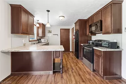 1830 Baird Avenue NE, Paris, OH 44669 - Photo 11