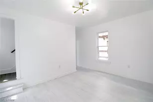 1405 Oregon Ave, Steubenville, OH 43952 - Photo 5