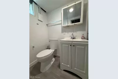 18505 Raymond Street, Maple Heights, OH 44137 - Photo 15