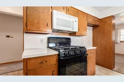 254 Sycamore Street, Duncan Falls, OH 43734 - Photo 13