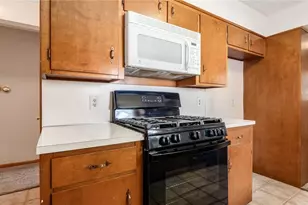 254 Sycamore St, Duncan Falls, OH 43734 - Photo 13
