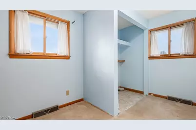 254 Sycamore Street, Duncan Falls, OH 43734 - Photo 19