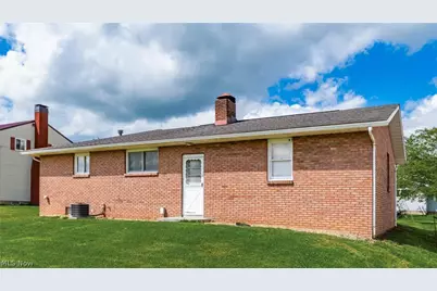 254 Sycamore Street, Duncan Falls, OH 43734 - Photo 35