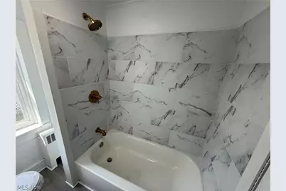 240 W Main Street, Washingtonville, OH 44490 - Photo 5