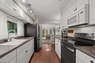 345 Miami Ave, Elyria, OH 44035 - Photo 17