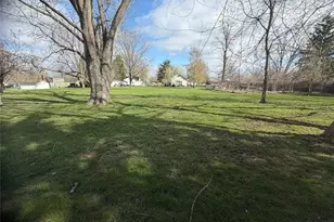 400 Orchard Ln, Medina, OH 44256 - Photo 3