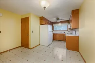 115 E 15th St, Dover, OH 44622 - Photo 11