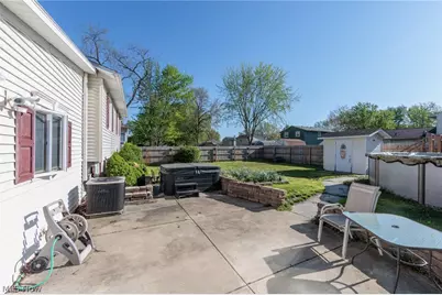 4817 Edgewood Drive, Lorain, OH 44053 - Photo 37