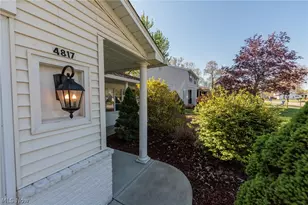 4817 Edgewood Dr, Lorain, OH 44053 - Photo 3
