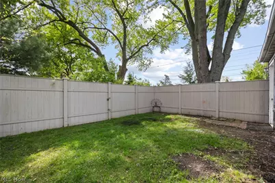 1092 Cooper Foster Park Road, Lorain, OH 44053 - Photo 15