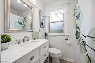 1092 Cooper Foster Park Rd, Lorain, OH 44053 - Photo 11