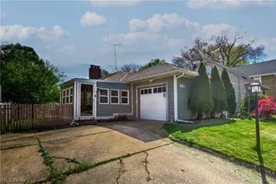 530 Keenan Ave, Cuyahoga Falls, OH 44221 - Photo 1
