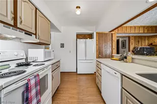 6216 Center St, Mentor, OH 44060 - Photo 3