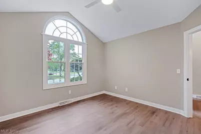 90 Lake Pointe Circle, Canfield, OH 44406 - Photo 31