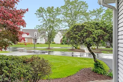90 Lake Pointe Circle, Canfield, OH 44406 - Photo 5