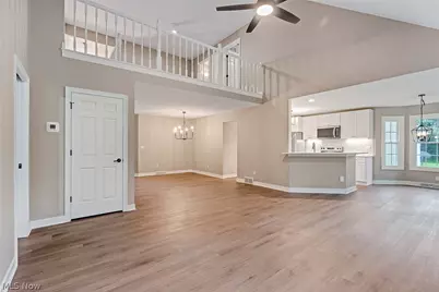 90 Lake Pointe Circle, Canfield, OH 44406 - Photo 9
