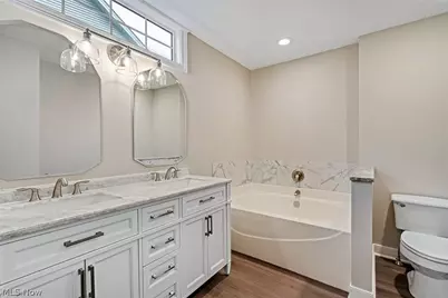 90 Lake Pointe Circle, Canfield, OH 44406 - Photo 27