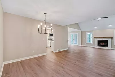 90 Lake Pointe Circle, Canfield, OH 44406 - Photo 7