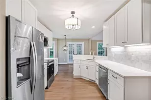 90 Lake Pointe Cir, Canfield, OH 44406 - Photo 21